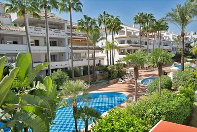 Middle Floor Apartment in Marbella
