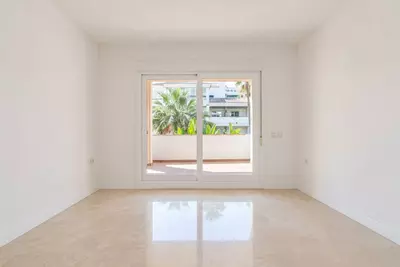 Middle Floor Apartment in Marbella