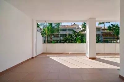 Middle Floor Apartment in Marbella