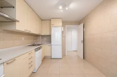 Middle Floor Apartment in Marbella
