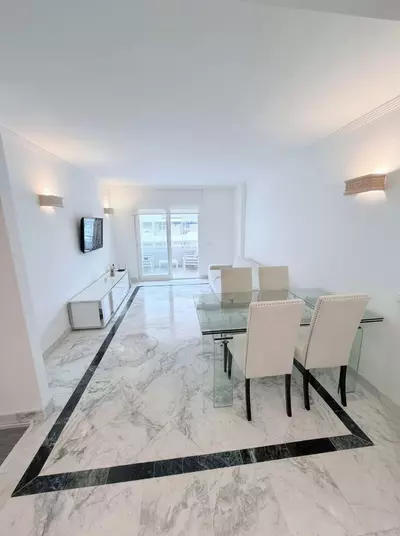 Middle Floor Apartment in Puerto Banús