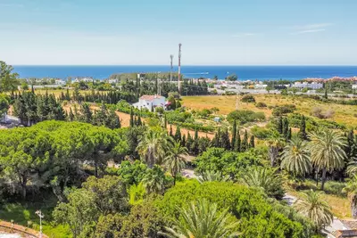 Land with Ruin in Estepona