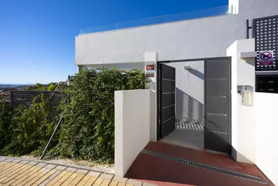 Penthouse Duplex in Nueva Andalucía