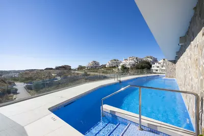 Penthouse Duplex in Nueva Andalucía