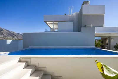 Penthouse Duplex in Nueva Andalucía