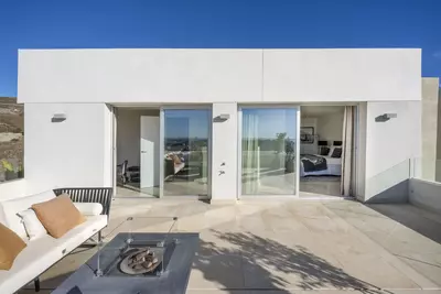 Penthouse Duplex in Nueva Andalucía