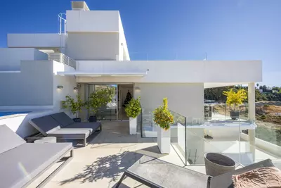 Penthouse Duplex in Nueva Andalucía
