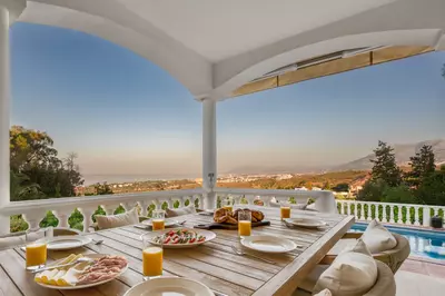 Detached Villa in El Rosario
