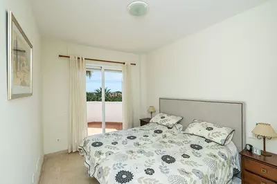 Middle Floor Apartment in Marbella