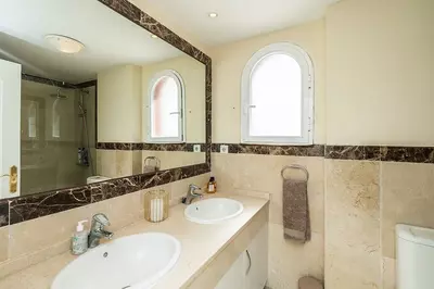 Middle Floor Apartment in Marbella