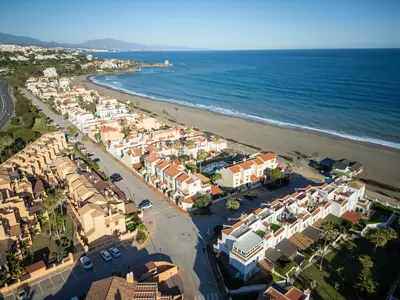 Semi-Detached House in Casares Playa
