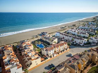 Semi-Detached House in Casares Playa