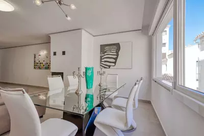 Middle Floor Apartment in Puerto Banús