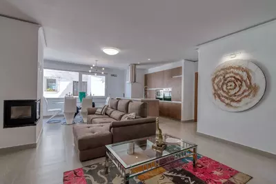 Middle Floor Apartment in Puerto Banús