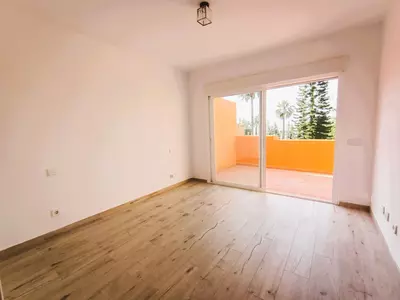 Townhouse in El Paraiso