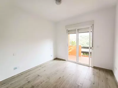 Townhouse in El Paraiso