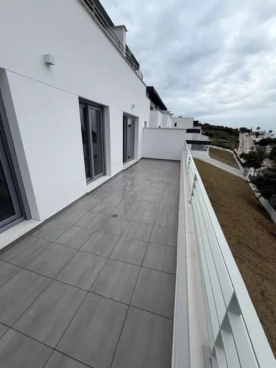 Middle Floor Apartment in Estepona