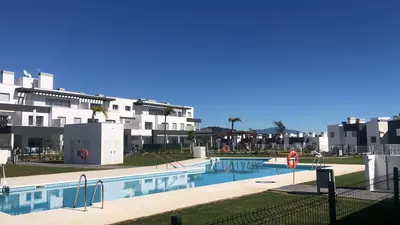 Middle Floor Apartment in Estepona