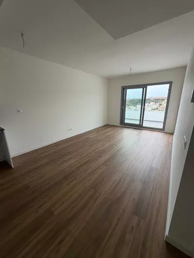 Middle Floor Apartment in Estepona