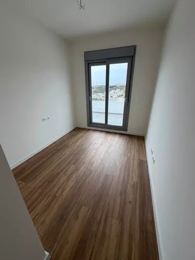 Middle Floor Apartment in Estepona