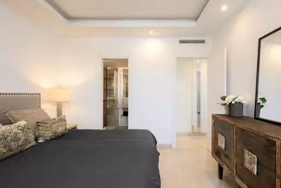Middle Floor Apartment in Estepona