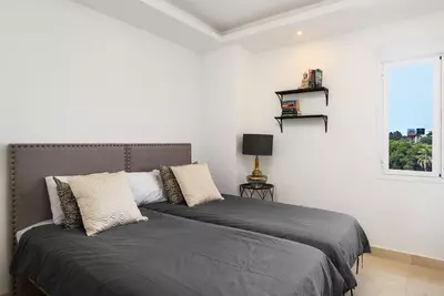 Middle Floor Apartment in Estepona
