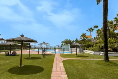 Middle Floor Apartment in Estepona