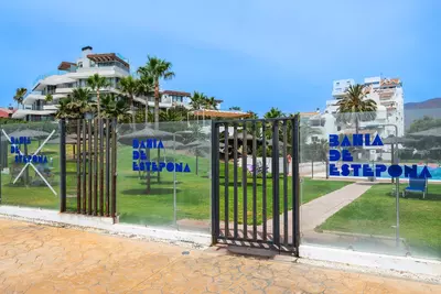 Middle Floor Apartment in Estepona