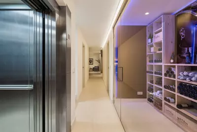Detached Villa in Nueva Andalucía