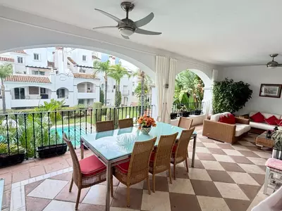 Middle Floor Apartment in Marbella