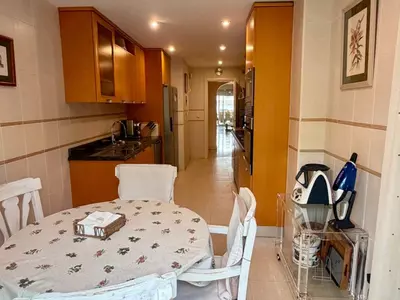 Middle Floor Apartment in Marbella