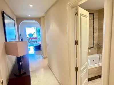 Middle Floor Apartment in Marbella
