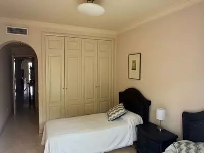 Middle Floor Apartment in Marbella