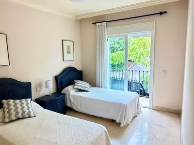 Middle Floor Apartment in Marbella
