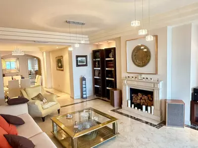 Middle Floor Apartment in Marbella