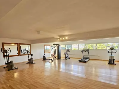 Middle Floor Apartment in Estepona