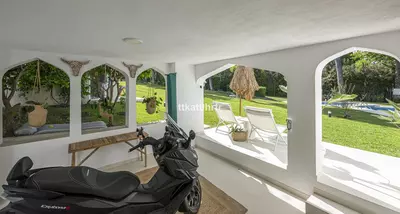 Detached Villa in Nueva Andalucía