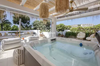 Detached Villa in Nueva Andalucía