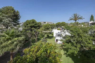 Detached Villa in Nueva Andalucía
