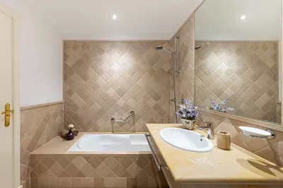 Middle Floor Apartment in El Paraiso