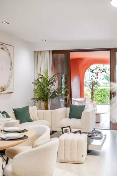 Middle Floor Apartment in Estepona
