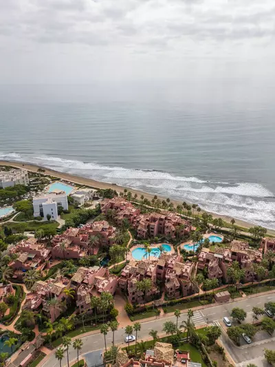 Middle Floor Apartment in Estepona