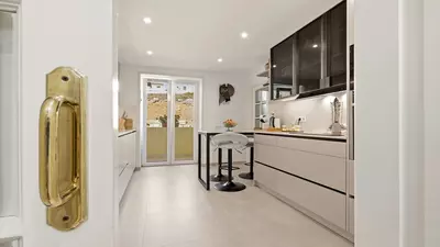 Middle Floor Apartment in Casares