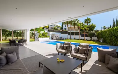 Detached Villa in Nueva Andalucía