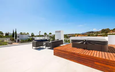 Detached Villa in Nueva Andalucía