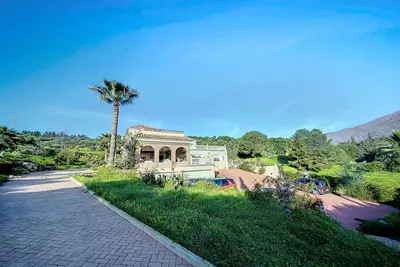 Detached Villa in Estepona