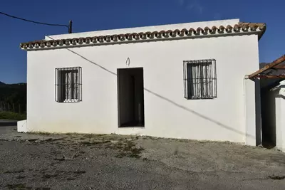 Land in Casares