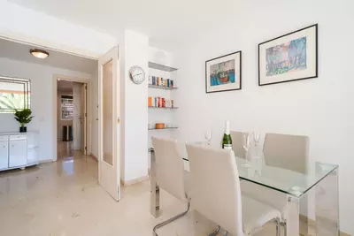 Middle Floor Apartment in Marbella