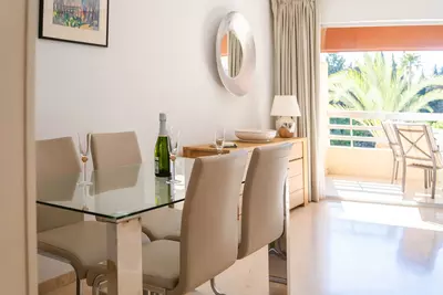 Middle Floor Apartment in Marbella