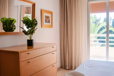 Middle Floor Apartment in Marbella